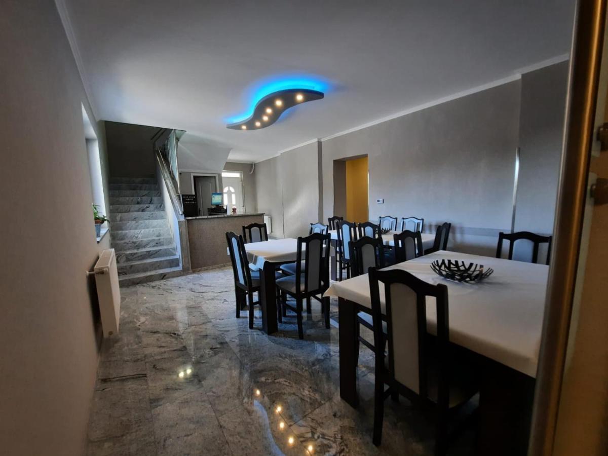 Bed and Breakfast Borostyan Panzio Debrecín Exteriér fotografie